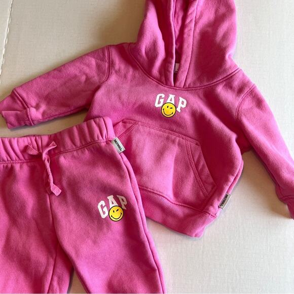 Baby Gap Smiley World Pink Sweat Set - Picture 1 of 4